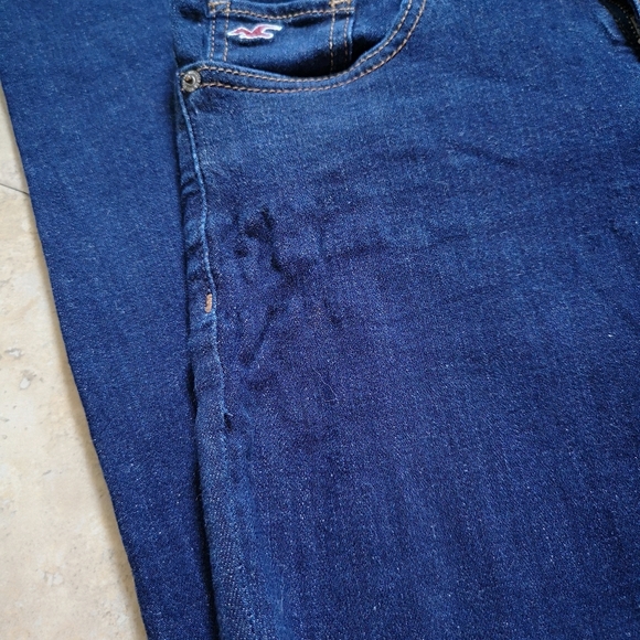 🔵 3/$30 Hollister Jeans - Picture 6 of 11
